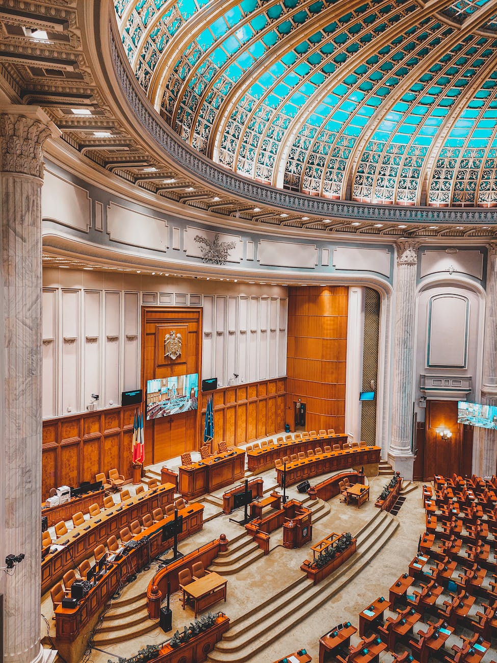 the inside of a large building with a large dome
